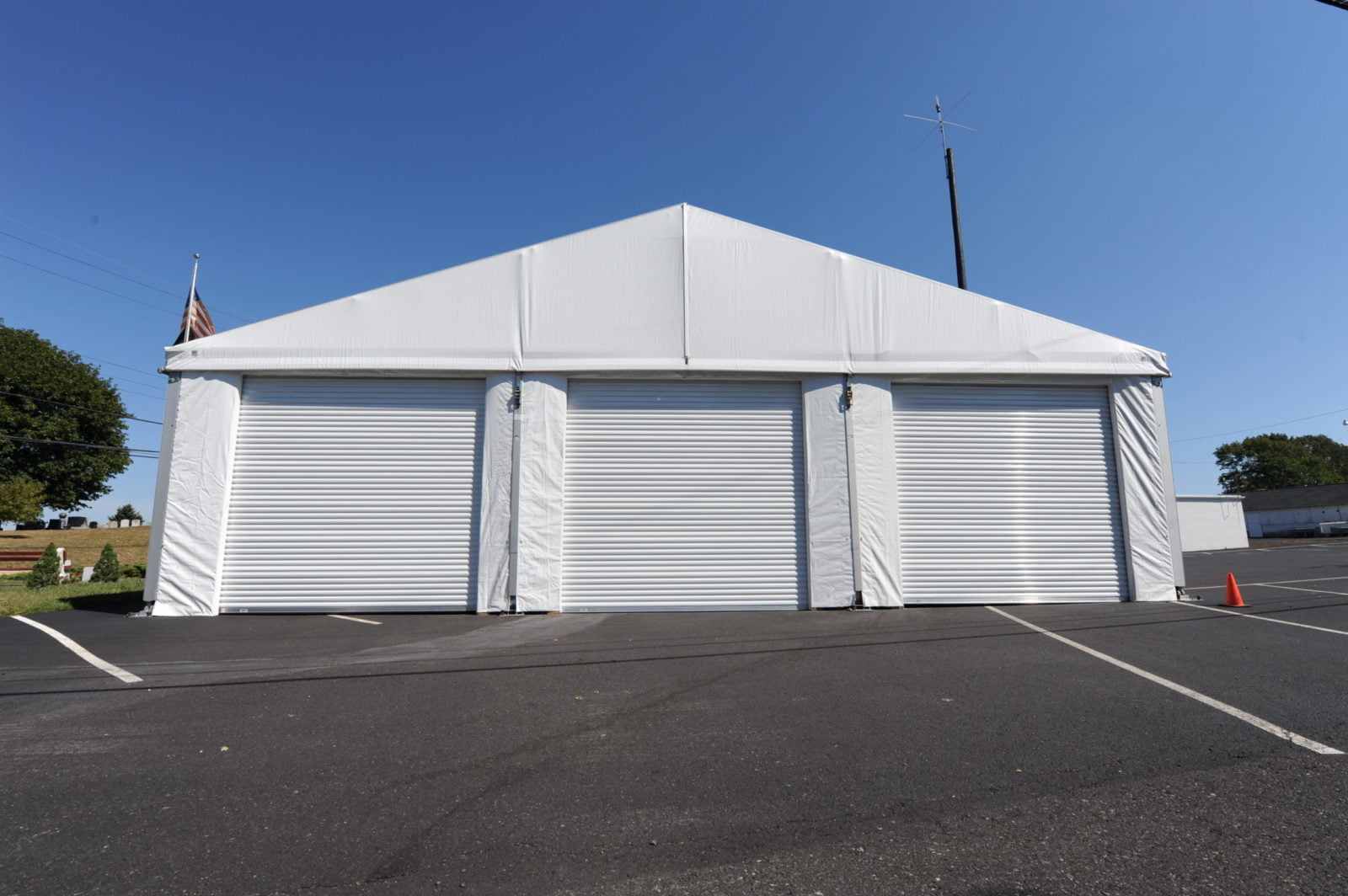 15m firehouse doors closed